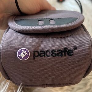 Pacsafe Camera Neck Pouch Anti-Theft